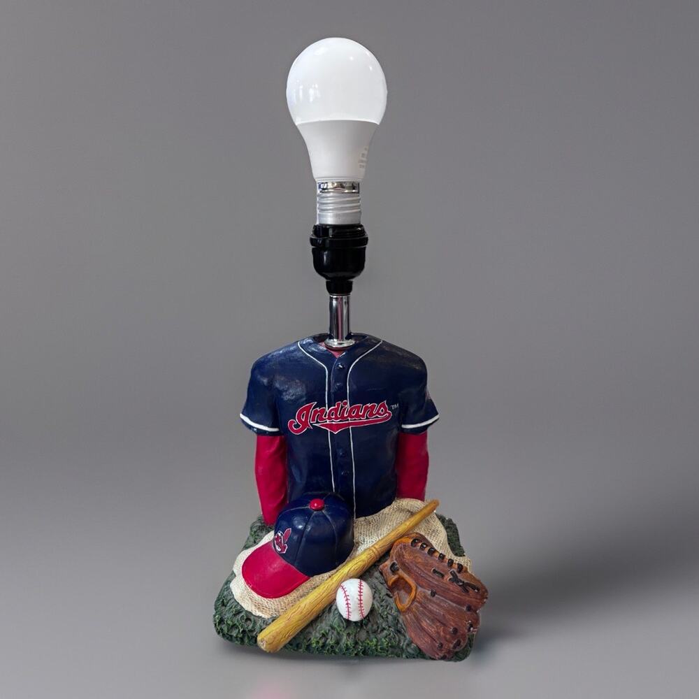 Vtg Cleveland Guardians Indians Baseball MLB Ceramic Table Lamp With Shade Works - Picture 2 of 7